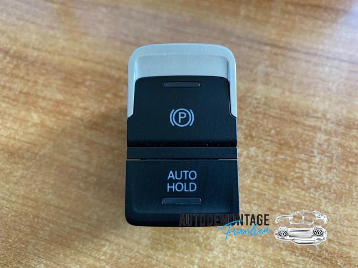 Gebruikte Handrem schakelaar Volkswagen Passat (3G2) 1.8 TSI 16V Prijs € 25,00 Margeregeling aangeboden door Franken Autodemontage B.V.