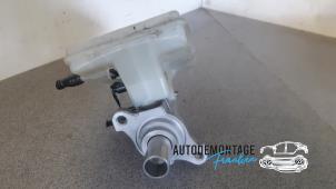 Gebruikte Hoofdremcilinder Mini Mini (R56) 1.6 One D 16V Prijs € 40,00 Margeregeling aangeboden door Franken Autodemontage B.V.