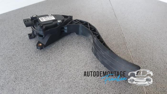 Gebruikte Gaspedaalpositie Sensor Renault Clio IV (5R) 1.5 Energy dCi 90 FAP Prijs € 30,00 Margeregeling aangeboden door Franken Autodemontage B.V.