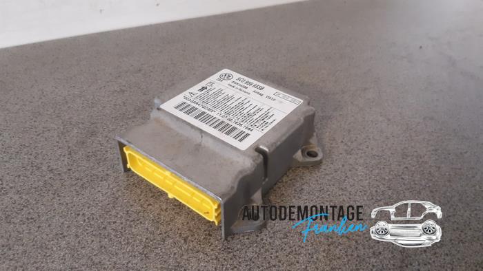 Airbag Module van een Volkswagen Golf VI (5K1) 1.6 TDI 16V 2011