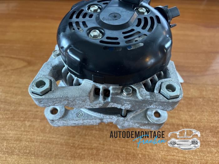 Dynamo van een Ford EcoSport (JK8) 1.0 EcoBoost 12V 125 2016