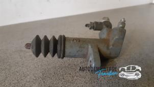 Gebruikte Koppeling Hulp Cilinder Mitsubishi Carisma 1.9 TD Prijs € 25,00 Margeregeling aangeboden door Franken Autodemontage B.V.