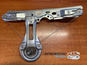 Gebruikte Ruitmechaniek 4Deurs links-achter Ford Focus 3 1.6 TDCi Prijs € 30,00 Margeregeling aangeboden door Franken Autodemontage B.V.