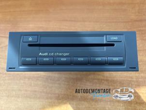 Gebruikte CD Wisselaar Audi A3 Quattro (8P1) 2.0 TDI 16V Prijs op aanvraag aangeboden door Franken Autodemontage B.V.