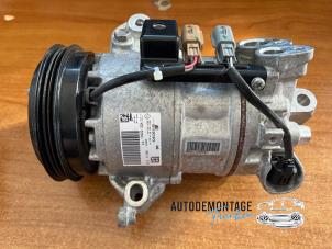 Gebruikte Aircopomp Renault Twingo III (AH) 1.0 SCe 75 12V Prijs € 170,00 Margeregeling aangeboden door Franken Autodemontage B.V.