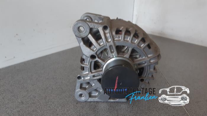 Gebruikte Dynamo Renault Clio IV (5R) 1.2 TCE 16V GT EDC Prijs € 50,00 Margeregeling aangeboden door Franken Autodemontage B.V.