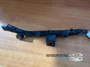 Gebruikte Bumpersteun rechts-voor Mercedes Sprinter 3,5t (906.73) 313 CDI 16V Prijs € 15,00 Margeregeling aangeboden door Franken Autodemontage B.V.