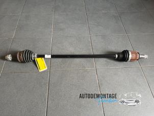 Gebruikte Steekas rechts-voor Opel Corsa D 1.0 Prijs € 40,00 Margeregeling aangeboden door Franken Autodemontage B.V.