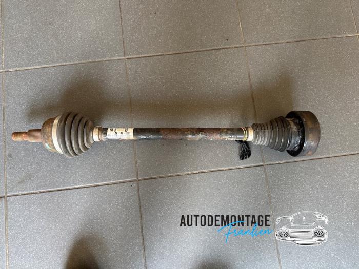 Gebruikte Steekas links-achter Audi TT (8N3) 1.8 20V Turbo Quattro Prijs € 40,00 Margeregeling aangeboden door Franken Autodemontage B.V.