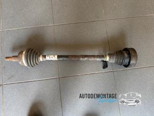 Gebruikte Steekas links-achter Audi TT (8N3) 1.8 20V Turbo Quattro Prijs € 40,00 Margeregeling aangeboden door Franken Autodemontage B.V.