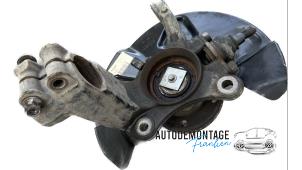 Gebruikte Fusee rechts-voor Volkswagen Transporter T6 2.0 TSI Prijs € 70,00 Margeregeling aangeboden door Franken Autodemontage B.V.