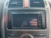 Radio CD Speler van een Toyota Auris (E15), 2006 / 2012 2.2 D-CAT 16V, Hatchback, Diesel, 2.231cc, 130kW (177pk), FWD, 2ADFHV, 2006-11 / 2012-09, ADE151; ADE157 2009