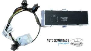 Gebruikte Airbag controle lampje Toyota Aygo (B40) 1.0 12V VVT-i Prijs op aanvraag aangeboden door Franken Autodemontage B.V.