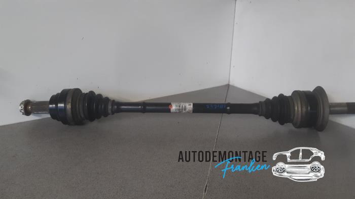 Gebruikte Aandrijfas rechts-achter BMW 5 serie Touring (F11) 525d 16V Prijs € 120,00 Margeregeling aangeboden door Franken Autodemontage B.V.