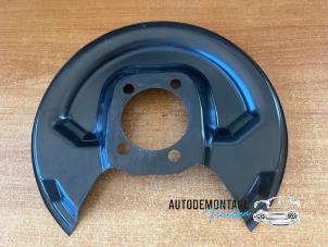 Gebruikte Ankerplaat (Rem) Toyota Yaris III (P13) 1.5 16V Hybrid Prijs € 30,00 Margeregeling aangeboden door Franken Autodemontage B.V.