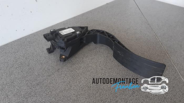 Gebruikte Gaspedaalpositie Sensor Renault Clio IV (5R) 1.5 Energy dCi 90 FAP Prijs € 30,00 Margeregeling aangeboden door Franken Autodemontage B.V.
