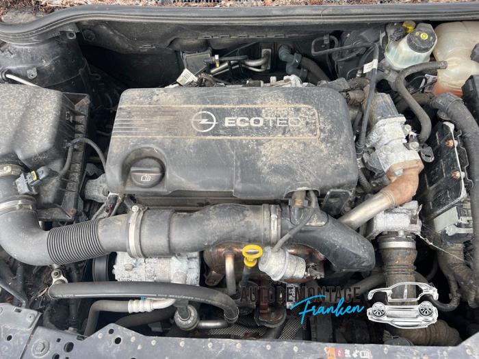 Gebruikte Motor Opel Astra J (PC6/PD6/PE6/PF6) 1.7 CDTi 16V 110 Prijs op aanvraag aangeboden door Franken Autodemontage B.V.