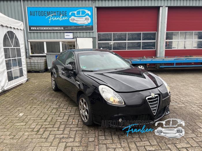 Gebruikte Aircopomp Alfa Romeo Giulietta (940) 1.6 JTDm 16V Prijs op aanvraag aangeboden door Franken Autodemontage B.V.