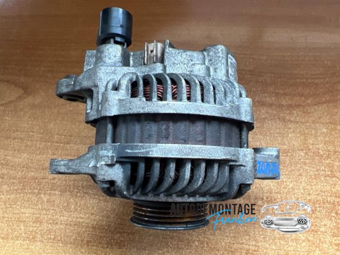 Gebruikte Dynamo Chrysler PT Cruiser Cabrio 2.4 16V Prijs € 40,00 Margeregeling aangeboden door Franken Autodemontage B.V.
