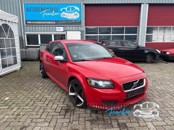 Gebruikte Dynamo Volvo C30 (EK/MK) 2.4 D5 20V Prijs op aanvraag aangeboden door Franken Autodemontage B.V.
