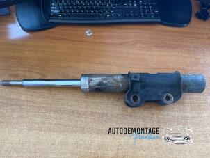 Gebruikte Mac Phersonpoot links-voor Mercedes Sprinter 3,5t (906.73) 313 CDI 16V Prijs € 50,00 Margeregeling aangeboden door Franken Autodemontage B.V.