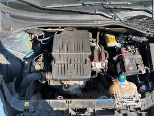 Gebruikte Versnellingsbak Fiat Grande Punto (199) 1.2 Prijs op aanvraag aangeboden door Franken Autodemontage B.V.