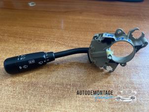Gebruikte Licht + Raw Schakelaar Mercedes C (W203) 2.0 C-180 16V Prijs € 30,00 Margeregeling aangeboden door Franken Autodemontage B.V.