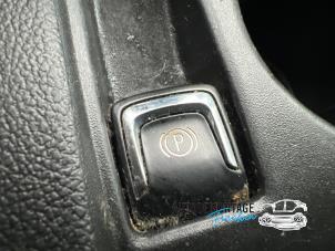 Gebruikte Handrem schakelaar Opel Astra J (PC6/PD6/PE6/PF6) 1.3 CDTI 16V EcoFlex Prijs op aanvraag aangeboden door Franken Autodemontage B.V.