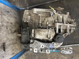 Gebruikte Automaatbak Volkswagen Caddy III (2KA,2KH,2CA,2CH) 1.9 TDI Prijs op aanvraag aangeboden door Franken Autodemontage B.V.