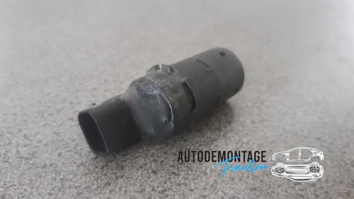 Gebruikte Sensor PDC Renault Espace (JK) 2.0 dCi 16V 150 FAP Prijs € 25,00 Margeregeling aangeboden door Franken Autodemontage B.V.