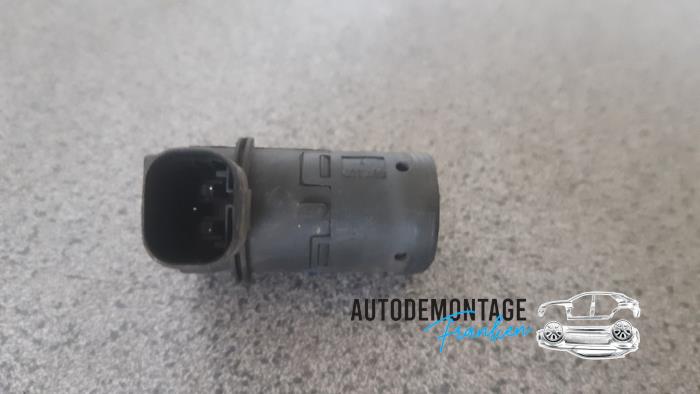 Gebruikte Sensor PDC Renault Espace (JK) 2.0 dCi 16V 150 FAP Prijs € 25,00 Margeregeling aangeboden door Franken Autodemontage B.V.