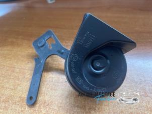 Gebruikte Toeter Renault Grand Scénic III (JZ) 1.5 dCi 110 Prijs € 15,00 Margeregeling aangeboden door Franken Autodemontage B.V.