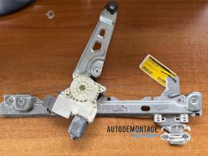 Gebruikte Ruitmechaniek 4Deurs links-voor Peugeot 3008 I (0U/HU) 1.6 HDiF 16V Prijs € 60,00 Margeregeling aangeboden door Franken Autodemontage B.V.