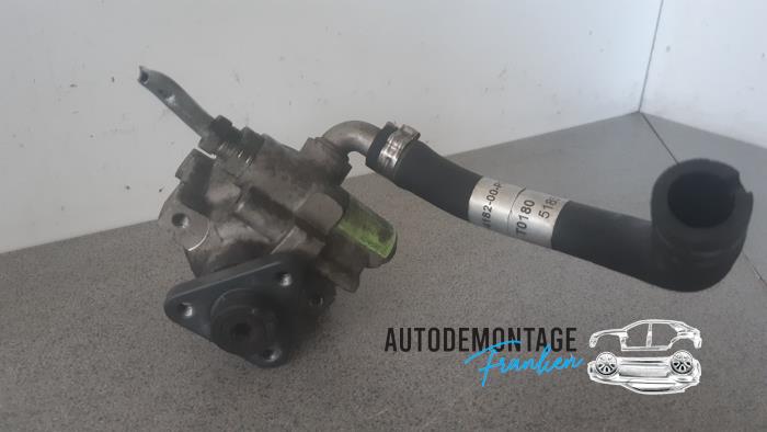 Gebruikte Servopomp Peugeot Bipper (AA) 1.3 HDI Prijs € 50,00 Margeregeling aangeboden door Franken Autodemontage B.V.