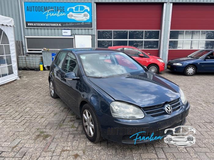 Gebruikte Aandrijfas rechts-voor Volkswagen Golf V (1K1) 1.9 TDI Prijs op aanvraag aangeboden door Franken Autodemontage B.V.