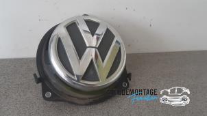 Gebruikte Handgreep Achterklep Volkswagen Golf VI (5K1) 1.6 TDI 16V Prijs op aanvraag aangeboden door Franken Autodemontage B.V.