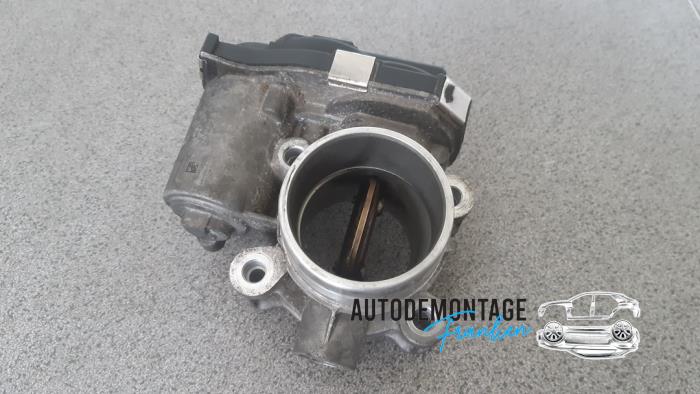 Gebruikte Gasklephuis Opel Insignia Sports Tourer 2.0 CDTI 16V Prijs € 50,00 Margeregeling aangeboden door Franken Autodemontage B.V.