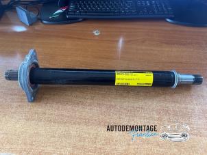 Gebruikte Steekas rechts-voor Mercedes A (W176) 1.6 A-200 16V Prijs € 50,00 Margeregeling aangeboden door Franken Autodemontage B.V.