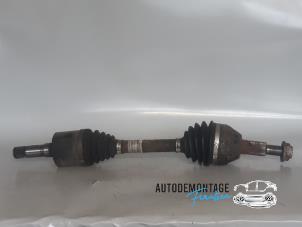Gebruikte Homokineetas links-voor Chevrolet Captiva (C100) 2.0 CDTI 16V 150 4x4 Prijs € 100,00 Margeregeling aangeboden door Franken Autodemontage B.V.