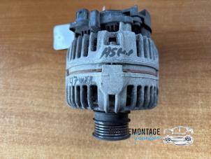 Gebruikte Dynamo Opel Astra H SW (L35) 1.6 16V Twinport Prijs € 40,00 Margeregeling aangeboden door Franken Autodemontage B.V.