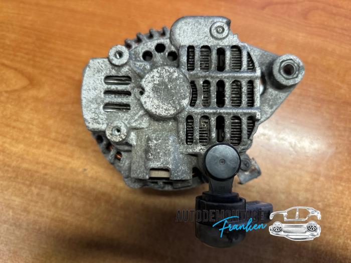 Dynamo van een Mazda 3 Sport (BK) 1.6i 16V 2007