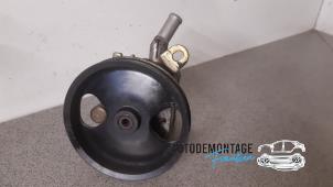 Gebruikte Stuurbekrachtiging Pomp Nissan Almera Tino (V10M) 1.8 16V Prijs € 50,00 Margeregeling aangeboden door Franken Autodemontage B.V.