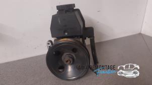 Gebruikte Servopomp Mercedes SLK (R170) 2.0 200 K 16V Prijs € 60,00 Margeregeling aangeboden door Franken Autodemontage B.V.