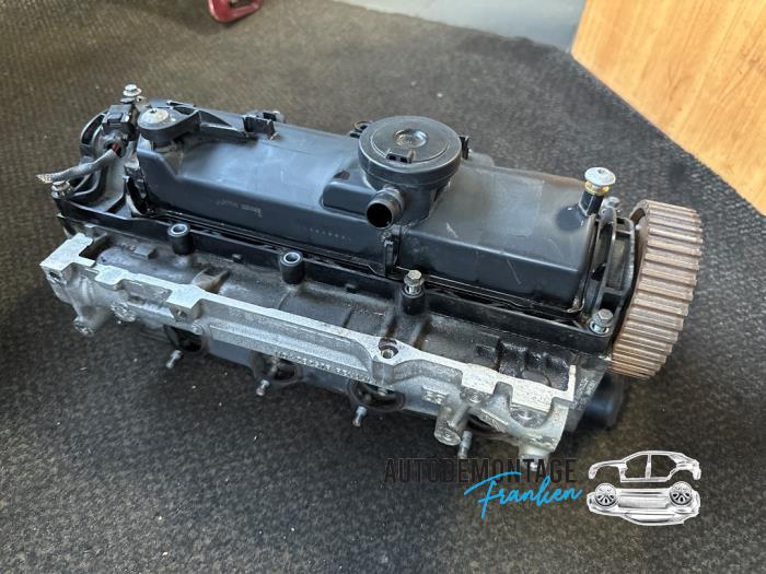 Cilinderkop van een Mercedes-Benz A (W176) 1.5 A-180 CDI, A-180d 16V 2018
