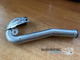 Gebruikte EGR Buis Mercedes A (W176) 1.5 A-180 CDI, A-180d 16V Prijs € 20,00 Margeregeling aangeboden door Franken Autodemontage B.V.