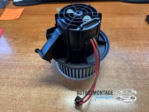 Gebruikte Kachel Ventilatiemotor Mercedes C Estate (S204) 1.8 C-180 CGI 16V Prijs € 50,00 Margeregeling aangeboden door Franken Autodemontage B.V.