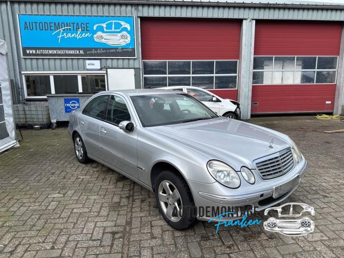 Gebruikte Dynamo Mercedes E (W211) 2.2 E-220 CDI 16V Prijs op aanvraag aangeboden door Franken Autodemontage B.V.