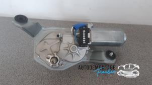 Gebruikte Motor Ruitenwisser achter Kia Sorento II (XM) 2.2 CRDi 16V VGT 4x2 Prijs € 80,00 Margeregeling aangeboden door Franken Autodemontage B.V.