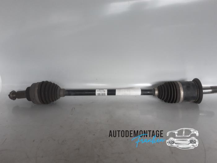 Gebruikte Aandrijfas rechts-achter BMW 1 serie (F20) 116d 1.5 12V TwinPower Prijs € 50,00 Margeregeling aangeboden door Franken Autodemontage B.V.