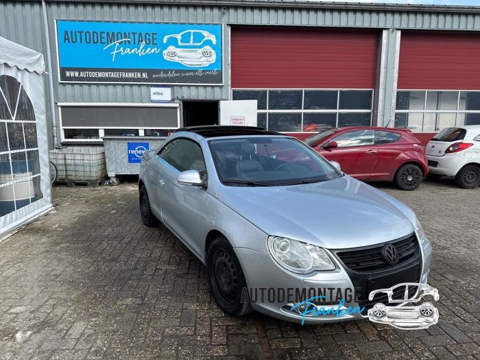 Subframe van een Volkswagen Eos (1F7/F8) 2.0 FSI 16V 2006